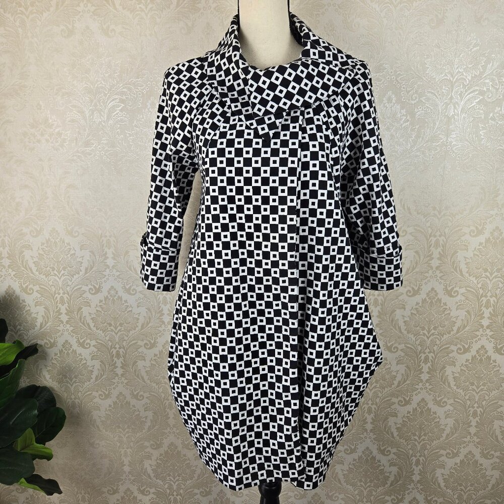 Joseph Ribkoff Size 4 Black White Cubic Print Peacoat 3/4 Sleeves Swing Cut